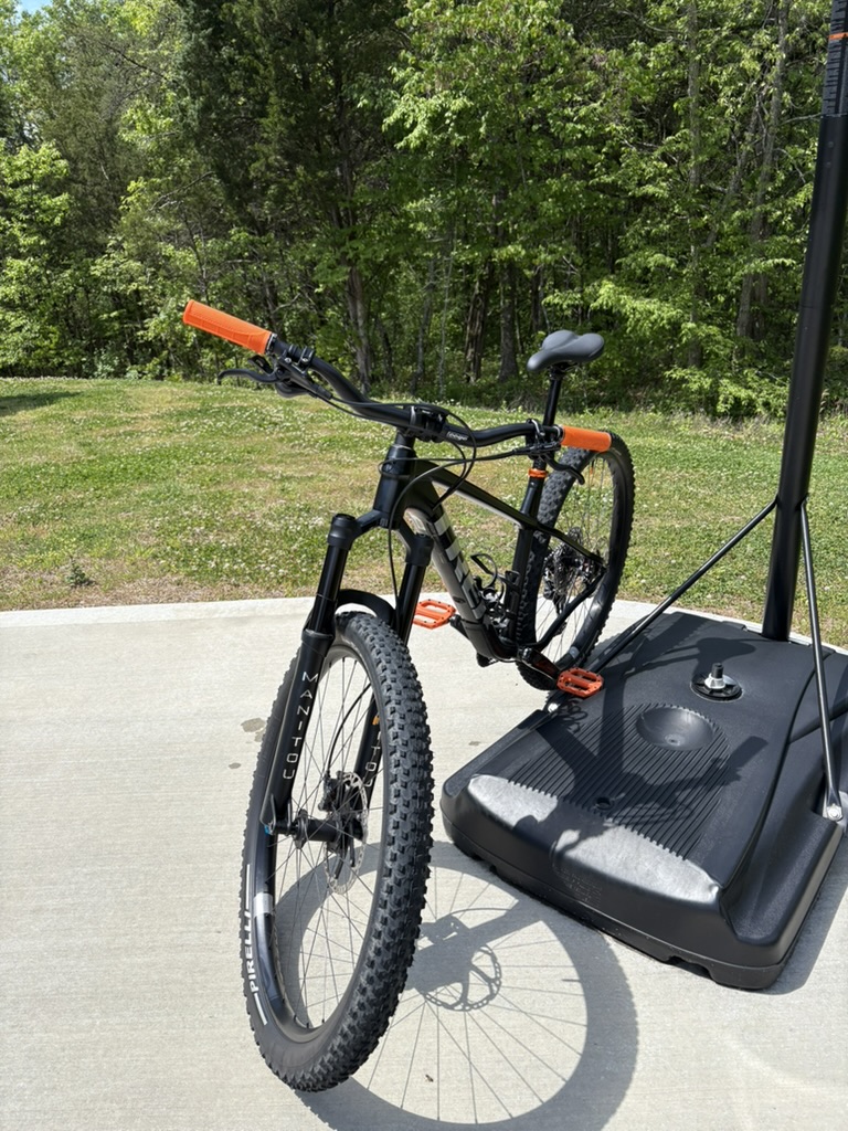 Trek Roscoce with Stooge Moto Bar
